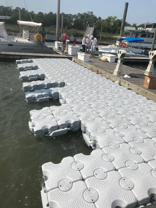 Drive-On Compact Catamaran Lift